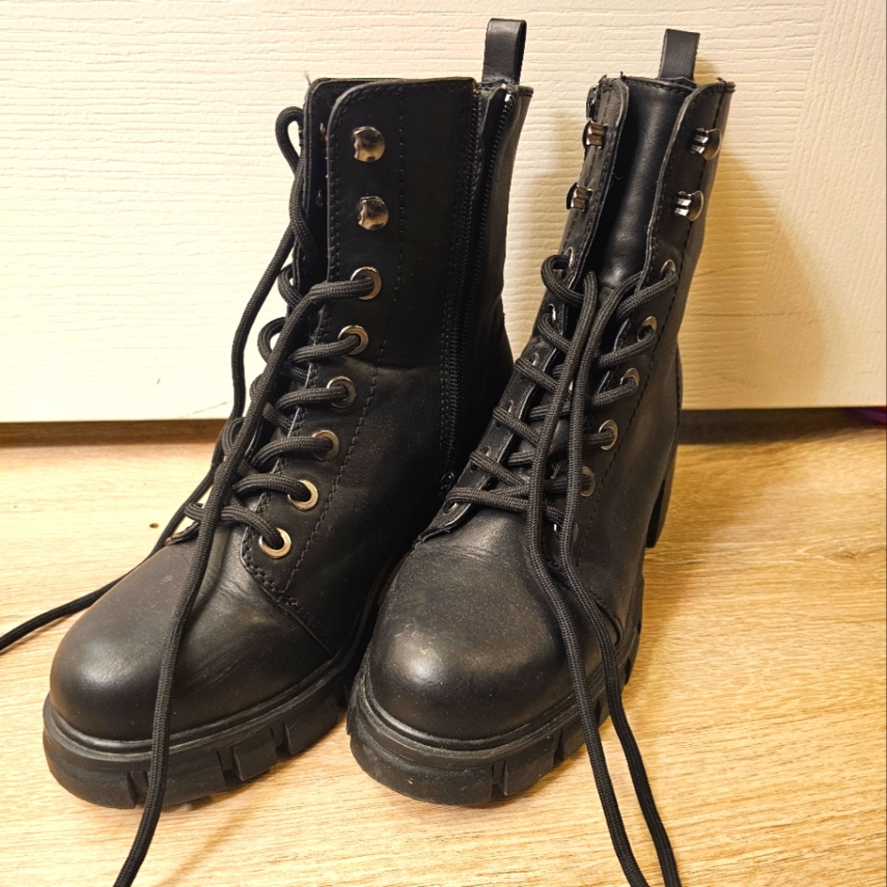 MIA Black Combat Boots with Zipper